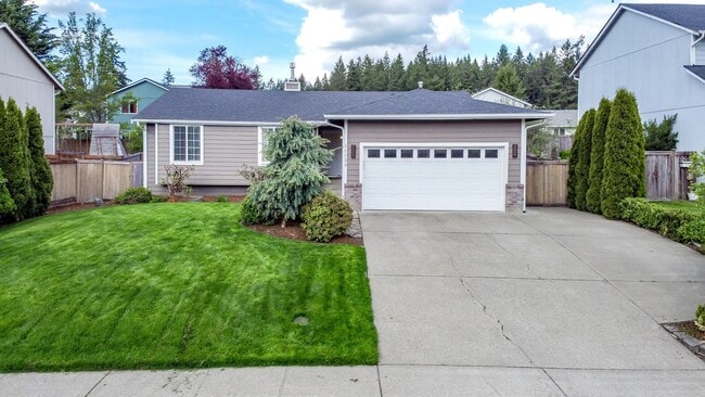 Building Photo - 4-Bedroom, 2-Bathroom Rambler with Beautiful Features and Mountain Views!