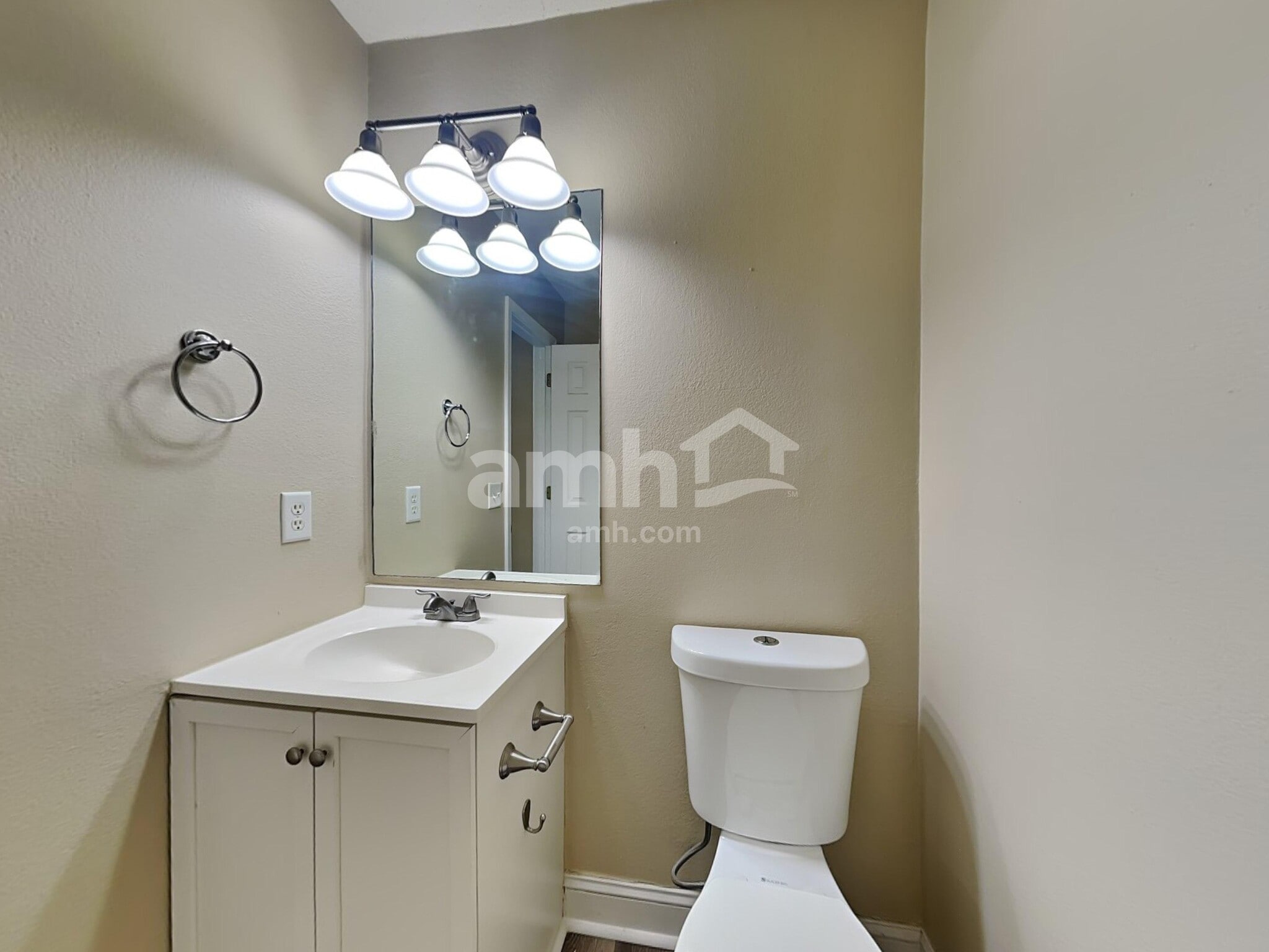 Building Photo - 113 Willow Lakes Ct