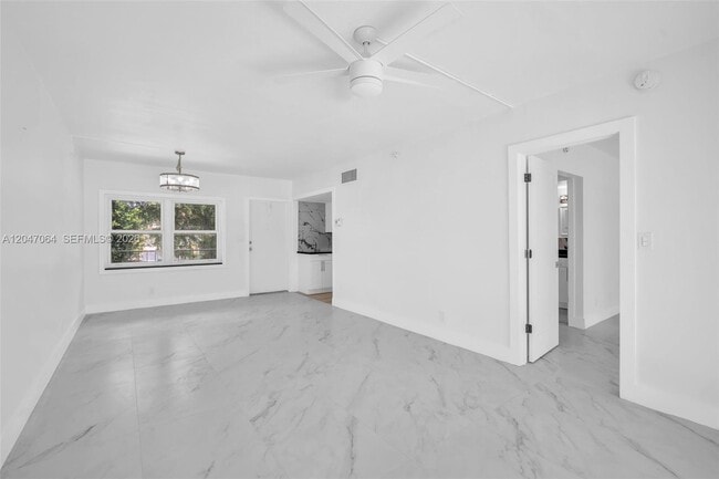 Building Photo - 4143 N Ocean Blvd