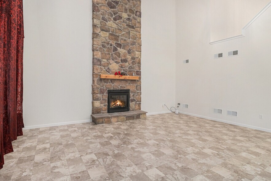 Building Photo - 35 Furlong Rd