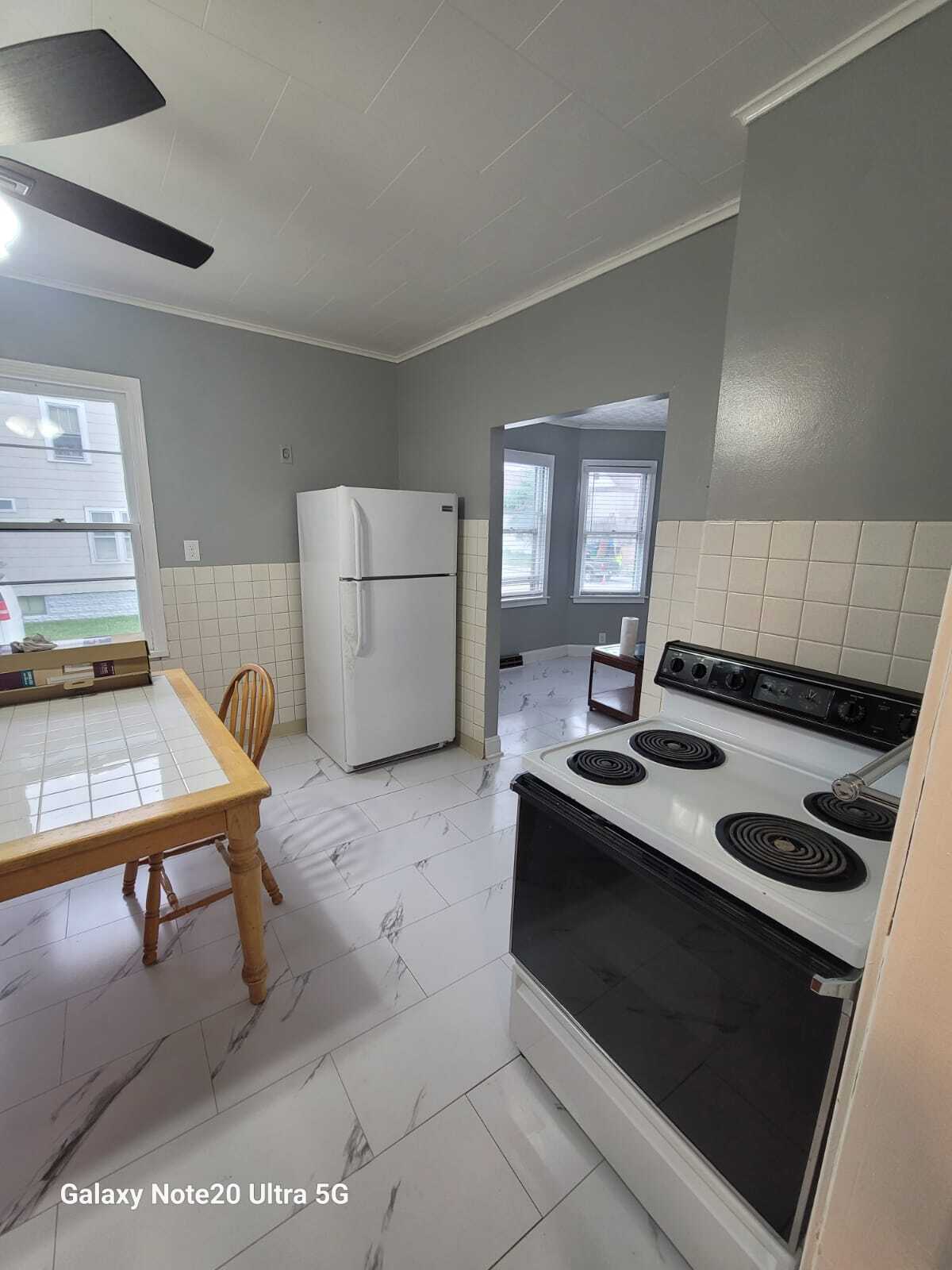Kitchen - 375 Military Rd