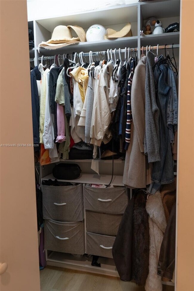 Building Photo - 10229 NW 64th Terrace