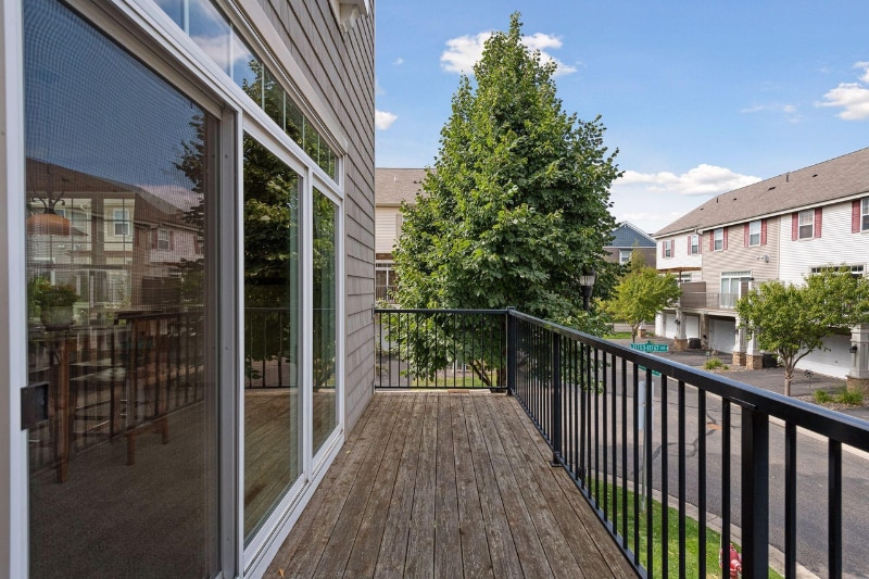 Building Photo - 11769 Emery Village Dr N