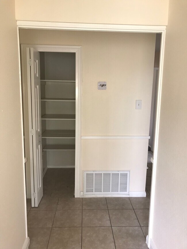 Building Photo - Remodeled 4 bedroom 2 bath home ready for move-in