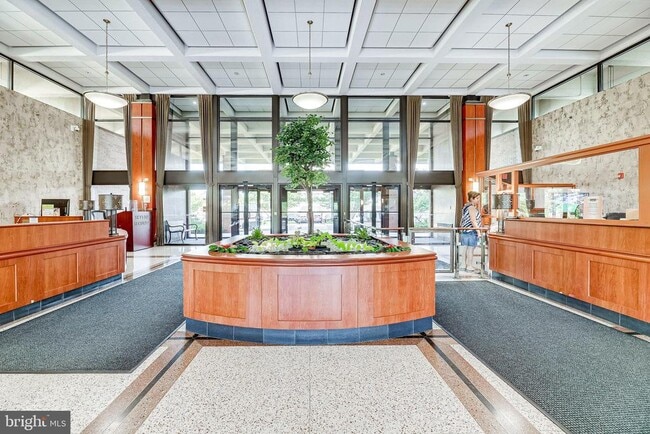 Building Photo - 5505 Seminary Rd
