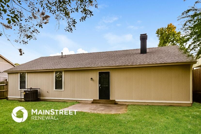 Building Photo - 5772 Jardin Pl