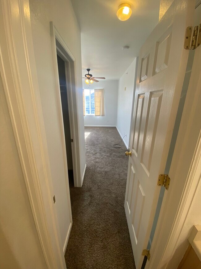 Building Photo - 4451 S Ammons St