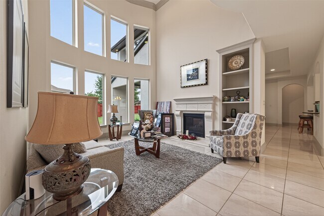 Building Photo - 2515 Avon Gate Ct