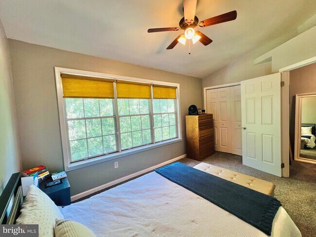 Building Photo - 12298 Granada Way
