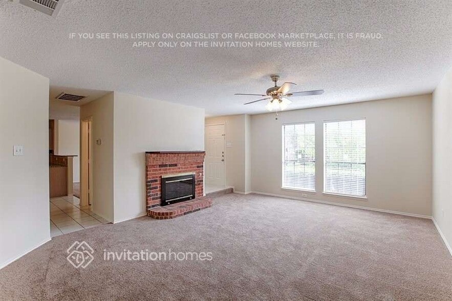 Building Photo - 1417 Creekview Dr