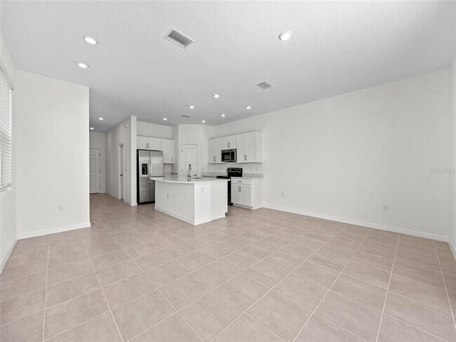 Building Photo - 5728 Haven Ter