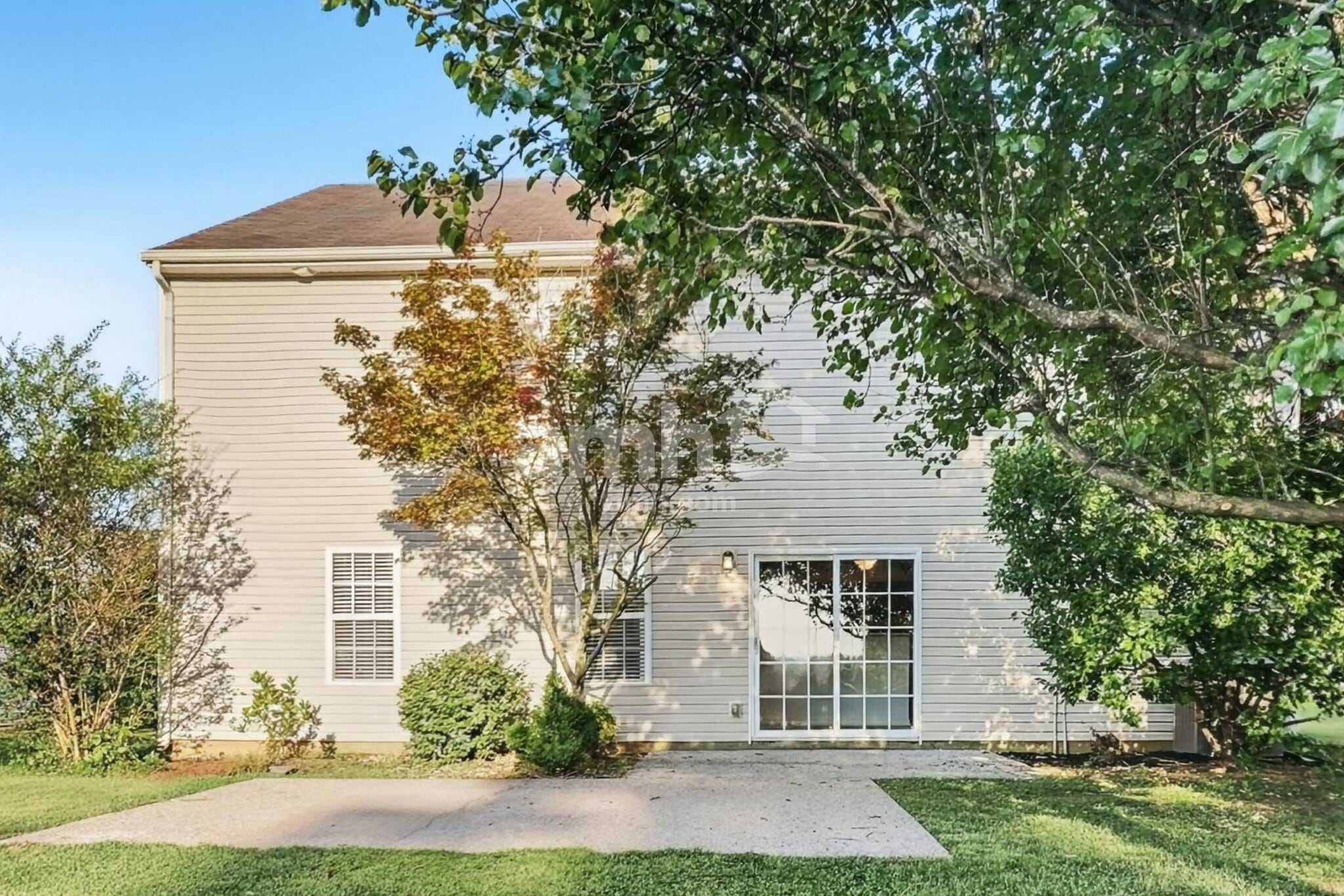 Building Photo - 1042 Vanguard Dr