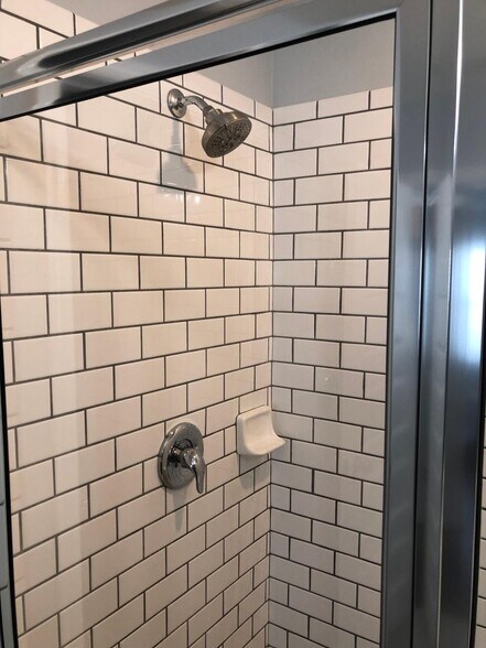 Building Photo - 2272 Perennial Cir