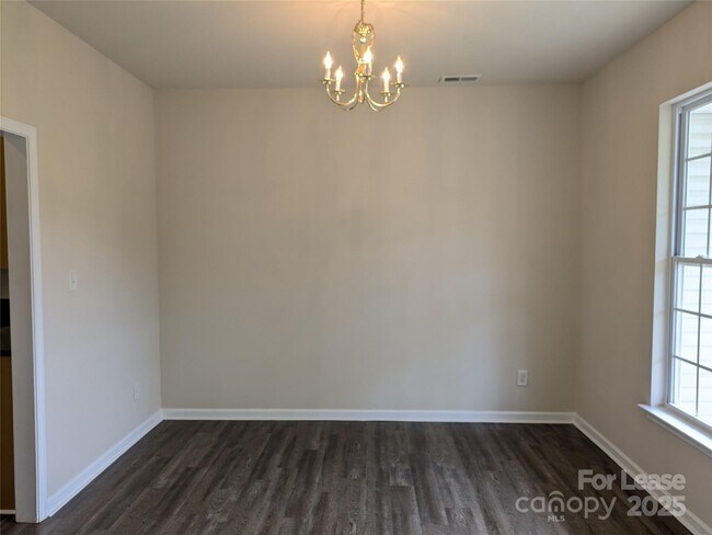 Building Photo - 117 Stallings Mill Dr