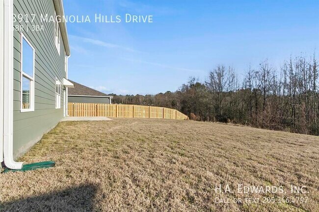 Building Photo - 3917 Magnolia Hls Dr