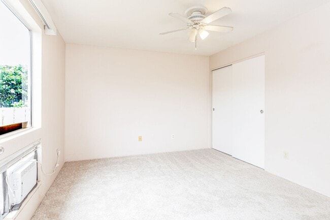 Building Photo - 92-1151 Palahia St B104