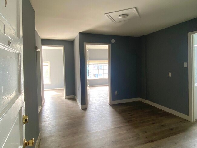 Primary Photo - 1647 W 12th Pl