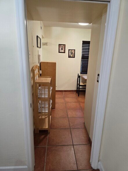 Building Photo - 933 Cypress Grove Dr