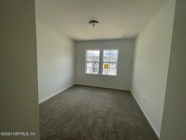 Building Photo - 21 Mellowood Ln