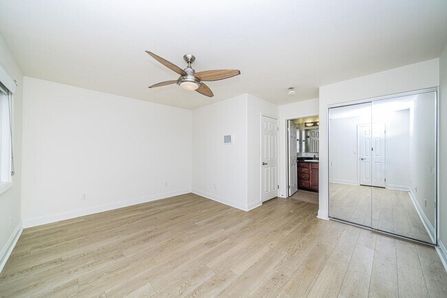 Building Photo - Bright 3BD/2BA Upper Condo in Oceanside with Balcony, Community Pool & Tennis Courts