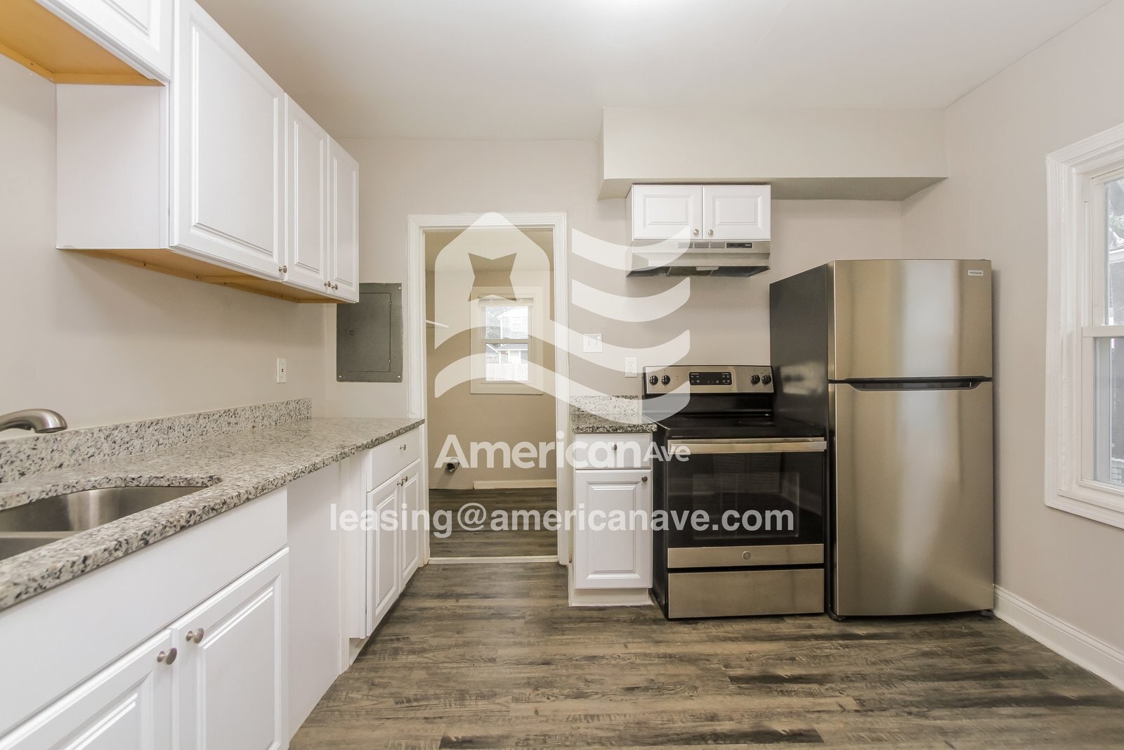 Building Photo - 1829 N Harding St