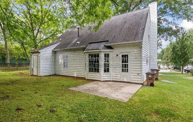 Building Photo - 1201 Ventura Springs Ct