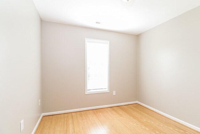 Building Photo - 1018 Cranston Crossing Pl