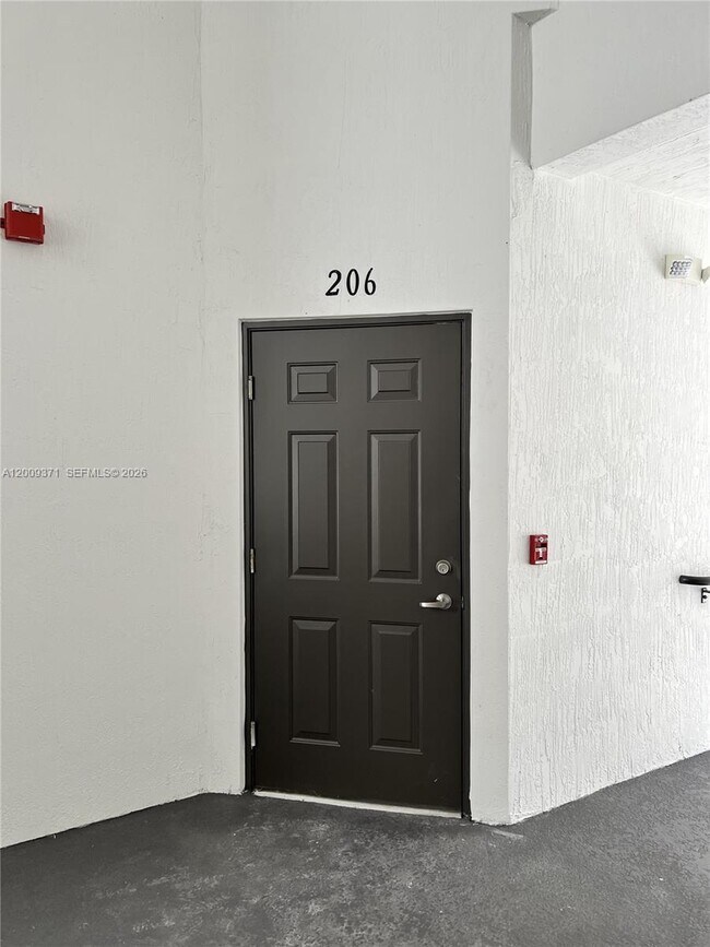 Building Photo - 15540 SW 136th St