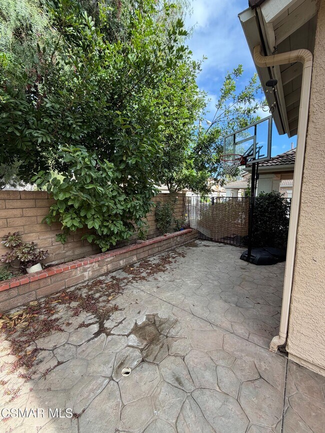 Building Photo - 1961 Brookberry Ln