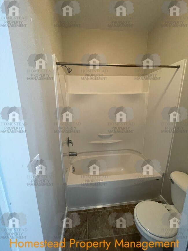 Building Photo - 168