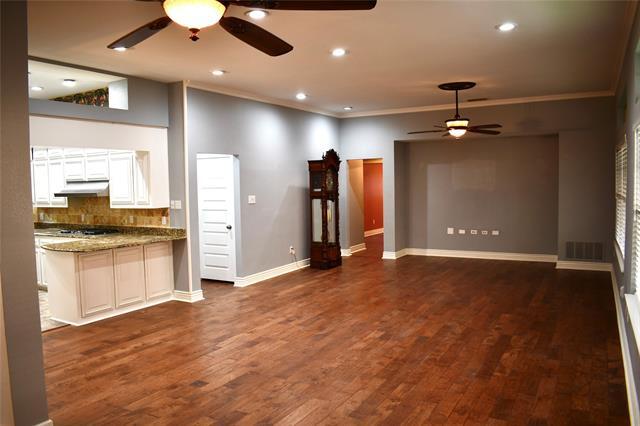 Building Photo - 908 McCoy Dr