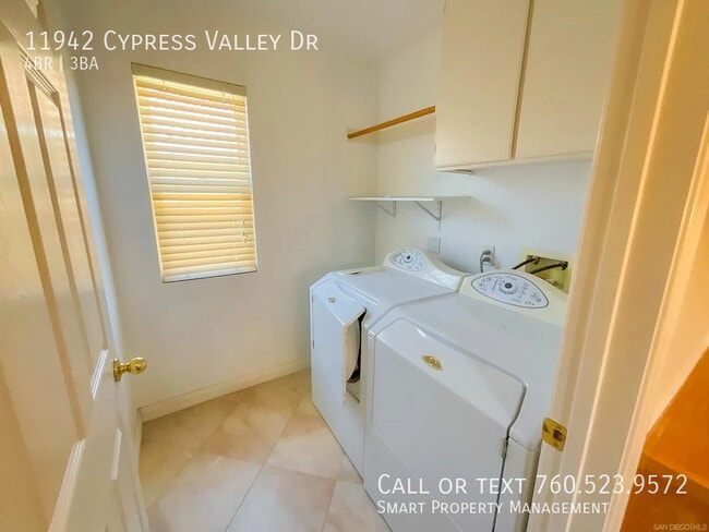 Building Photo - 11942 Cypress Valley Dr