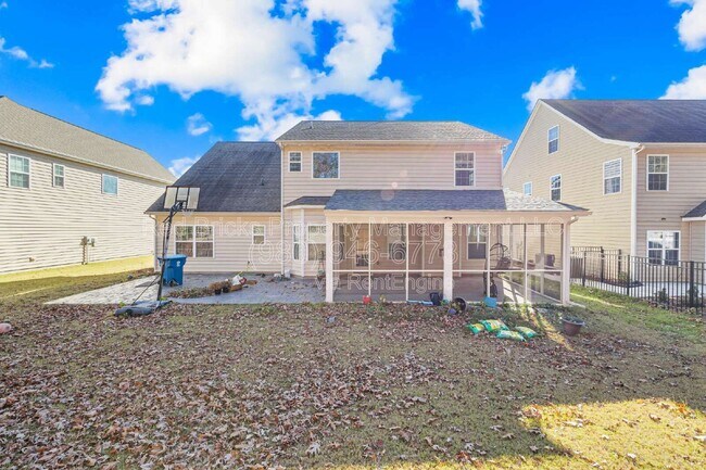 Building Photo - 4860 Pepper Dr