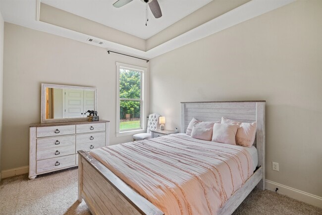 Building Photo - 4513 Chestnut Hill Dr