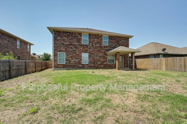 Building Photo - 615 W Shadow Ridge Way