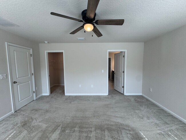 Building Photo - Ready Now: Panther Creek Two-Story Single Family Home