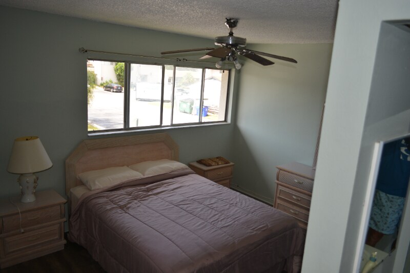 Building Photo - 973 Whitman Dr