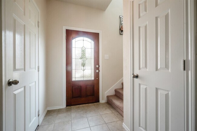 Building Photo - 8730 Sunny Gallop Dr