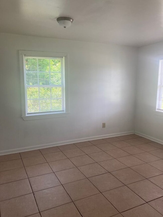 Building Photo - Gulfport 3 Bedroom