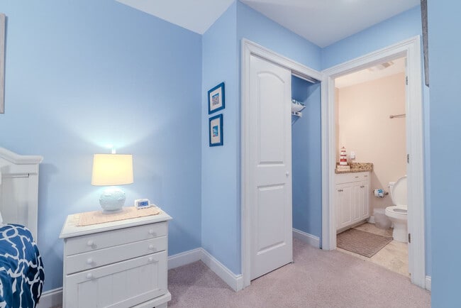 Building Photo - 183 Beachwalk Villa