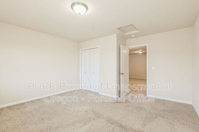 Building Photo - 6714 NW 158th Ave