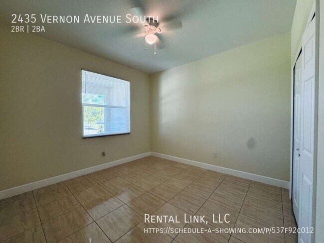 Building Photo - 2435 Vernon Ave S