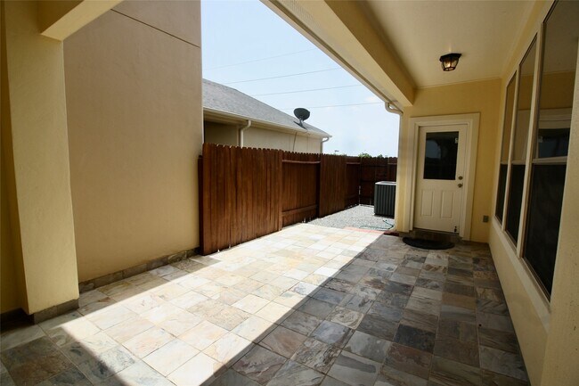Building Photo - 14443 Mayport Ln