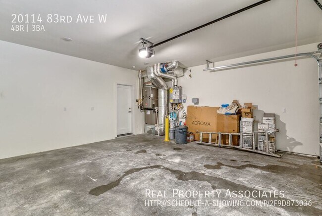 Building Photo - Edmonds Home