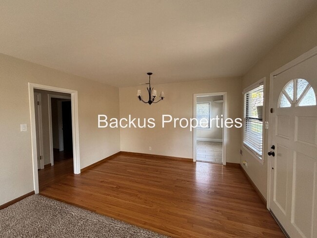 Building Photo - Wonderful Home in South Salinas