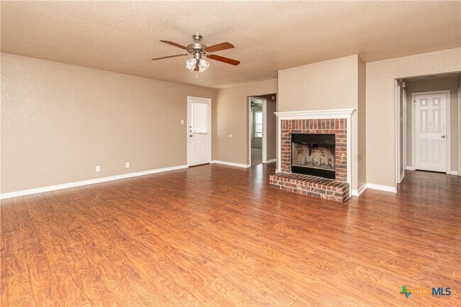 Building Photo - 3408 Ida Dr