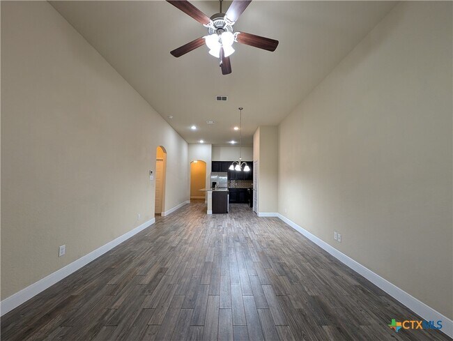 Building Photo - 1227 FM306