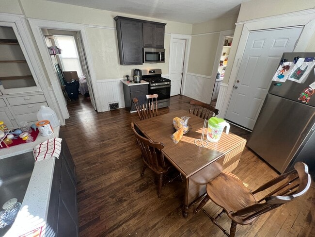 Building Photo - 2768 N Booth St