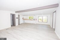 Building Photo - 85 Hickory Ave