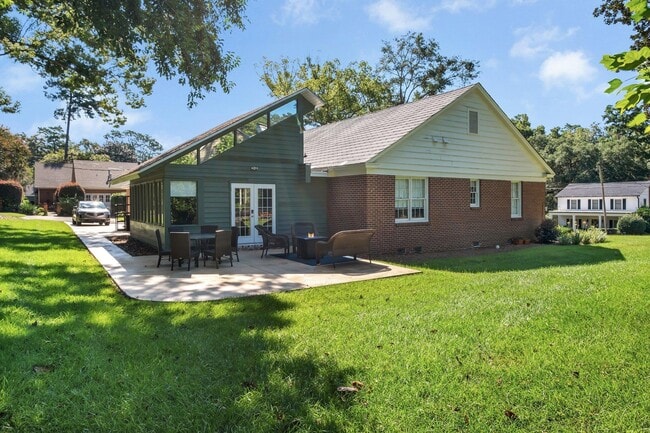 Building Photo - 518 Ingleside Ave